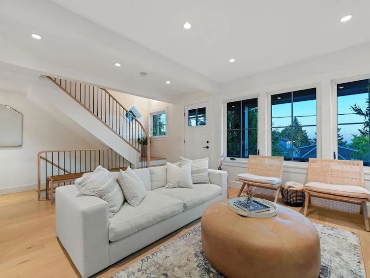 230 E 28 Street, North Vancouver, BC, V7N 1C2 - 5