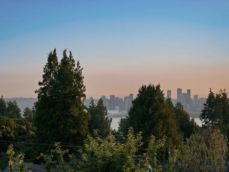 230 E 28 Street, North Vancouver, BC, V7N 1C2 - 7