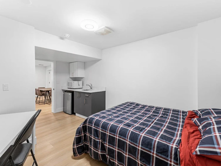 5670 Kullahun Drive, Vancouver, BC, V6N 2E5 - 18