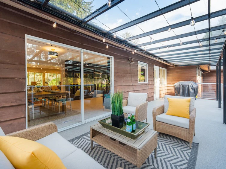 5670 Kullahun Drive, Vancouver, BC, V6N 2E5 - 6