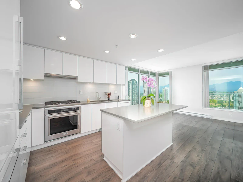 3206 - 2388 Madison Avenue, Burnaby BC