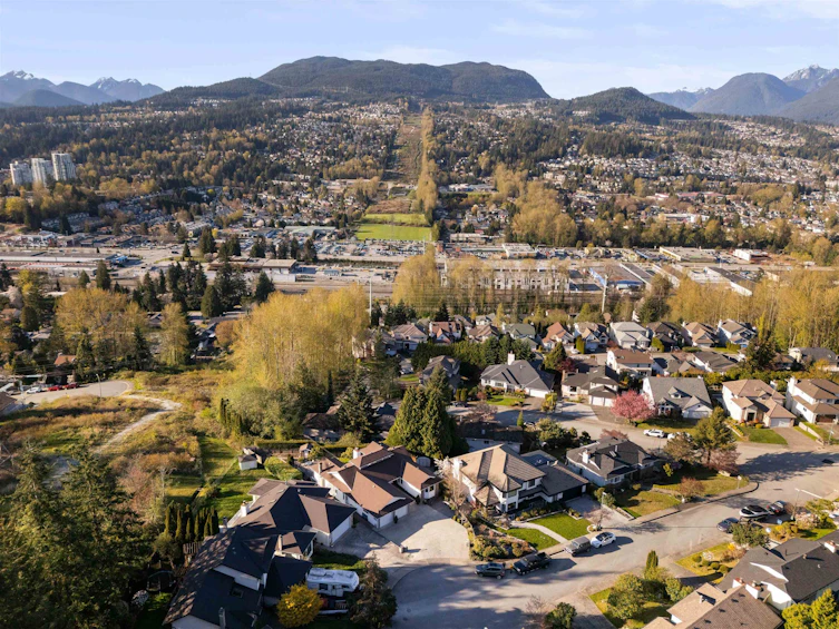 3173 Leeward Court, Coquitlam, BC, V3C 5A9 - 35