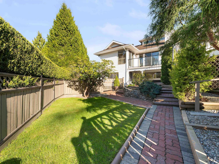 3173 Leeward Court, Coquitlam, BC, V3C 5A9 - 32