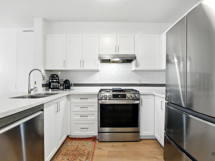 106-688 E 16th Avenue, Vancouver, BC, V5T 2V4 - 5