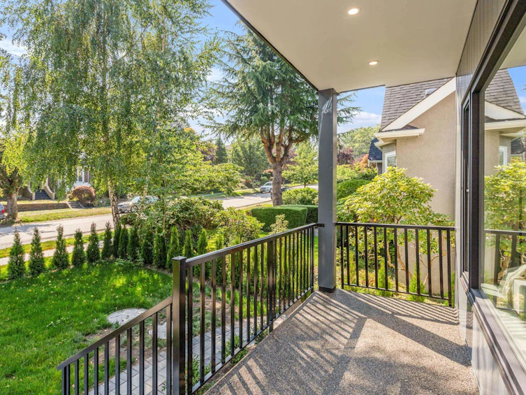 2837 W 31st Avenue, Vancouver, BC, V6L 2A3 - 31