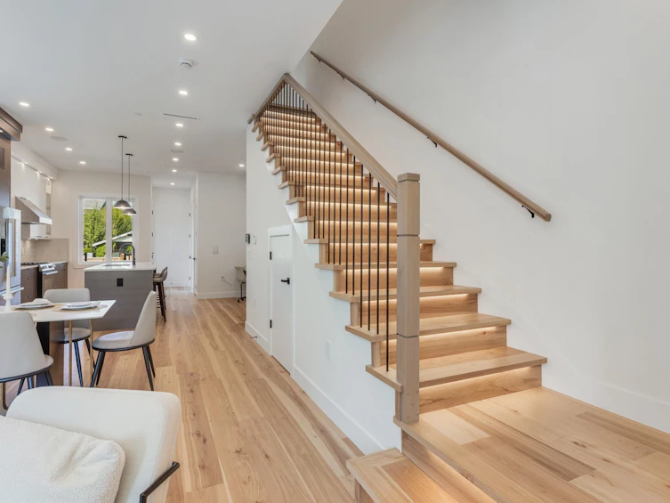 2837 W 31st Avenue, Vancouver, BC, V6L 2A3 - 4