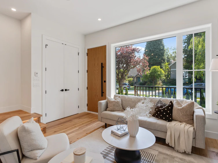 2837 W 31st Avenue, Vancouver, BC, V6L 2A3 - 3
