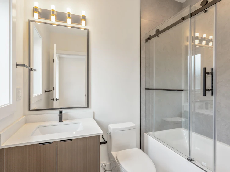 2837 W 31st Avenue, Vancouver, BC, V6L 2A3 - 16