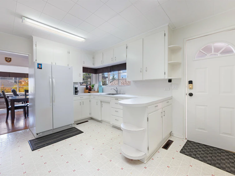1129 Dolphin Avenue, Surrey, BC, V4B 4G6 - 16