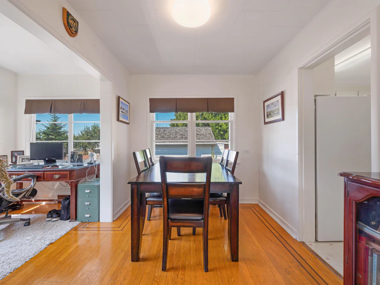 1129 Dolphin Avenue, Surrey, BC, V4B 4G6 - 12