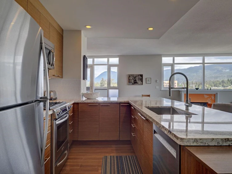 605-5665 Teredo Street, Sechelt, BC, V7Z 0J2 - 8