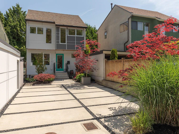 3812 Garden Grove Drive, Burnaby, BC, V5G 4A7 - 3