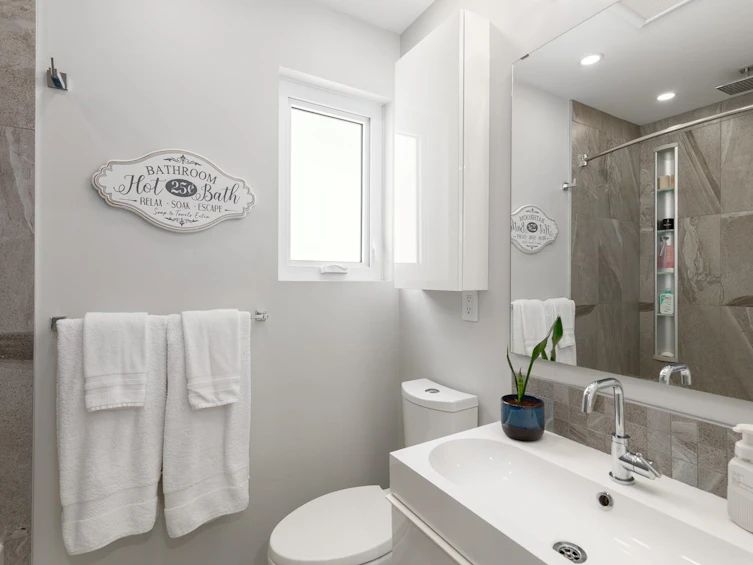 3812 Garden Grove Drive, Burnaby, BC, V5G 4A7 - 19