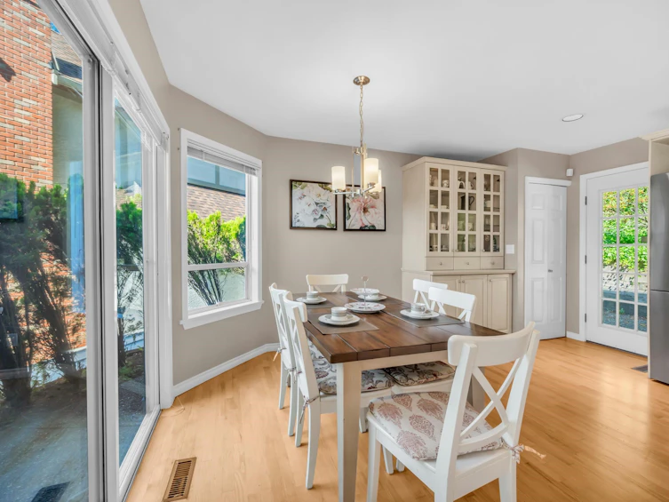 3945 Braemar Place, North Vancouver, BC, V7N 4M8 - 13