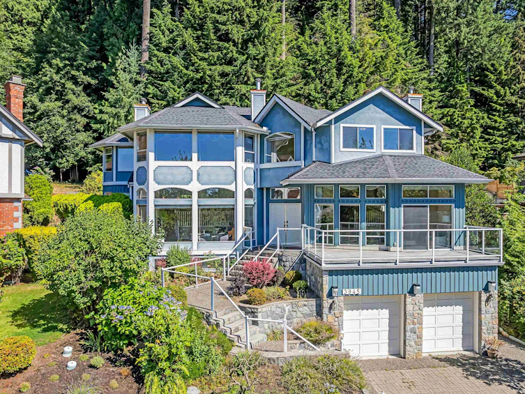 3945 Braemar Place, North Vancouver, BC, V7N 4M8