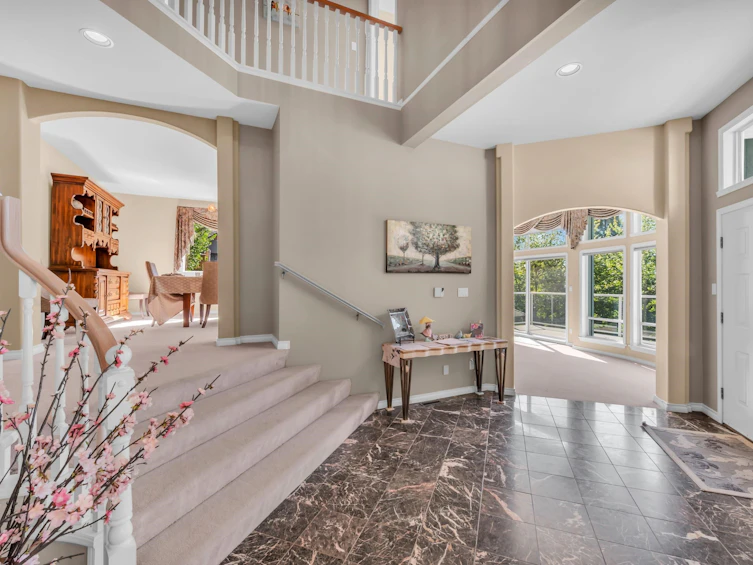 3945 Braemar Place, North Vancouver, BC, V7N 4M8 - 3