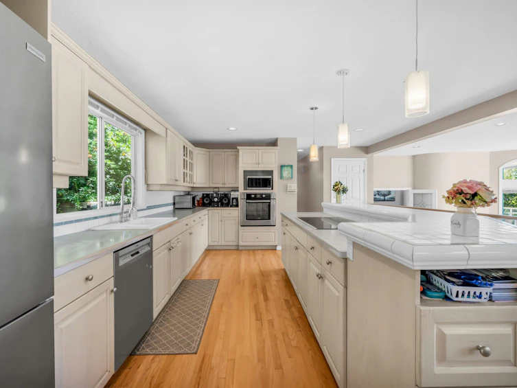 3945 Braemar Place, North Vancouver, BC, V7N 4M8 - 11