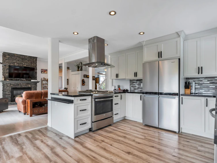 240 Balsam Avenue, Harrison Hot Springs, BC, V0M 1K0 - 8