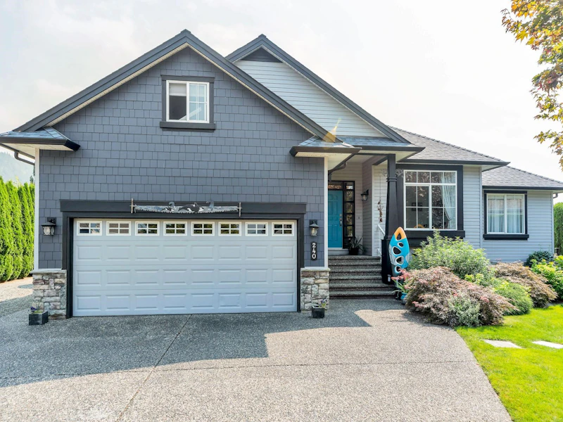 240 Balsam Avenue, Harrison Hot Springs BC V0M 0A5