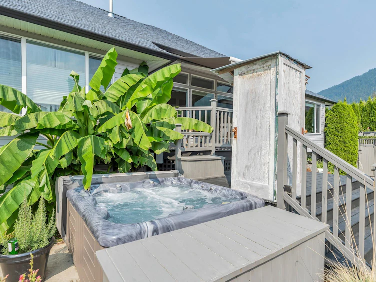 240 Balsam Avenue, Harrison Hot Springs, BC, V0M 1K0 - 30