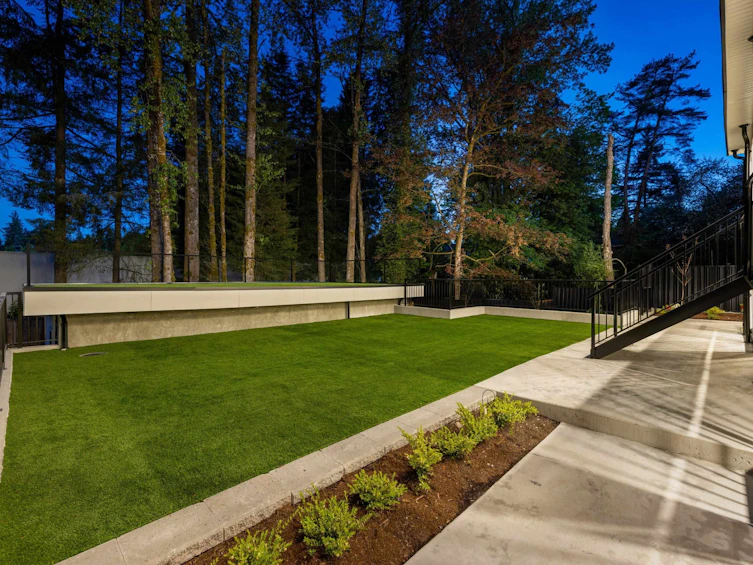 8316 Government Road, Burnaby, BC, V5A 2E3 - 38