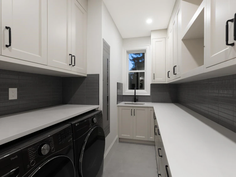 8316 Government Road, Burnaby, BC, V5A 2E3 - 29