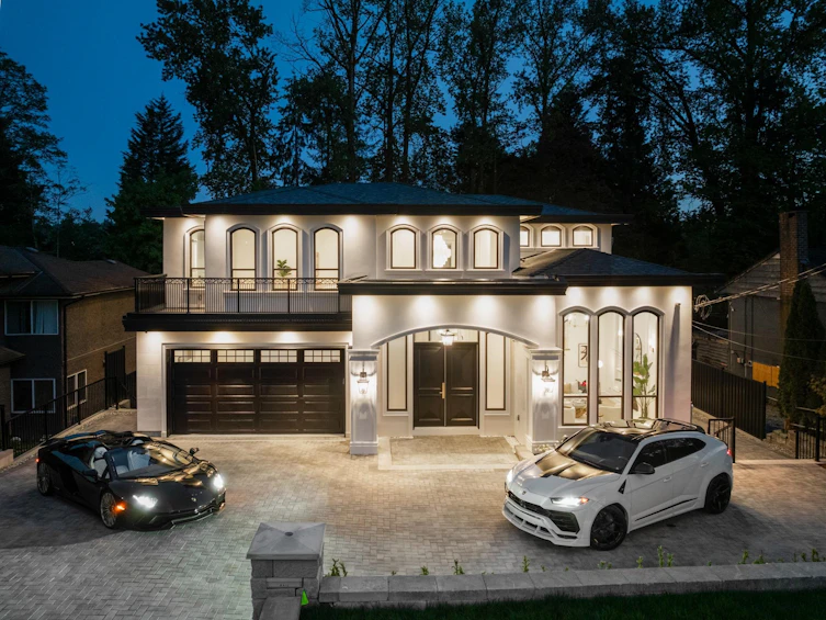 8316 Government Road, Burnaby, BC, V5A 2E3 - 2