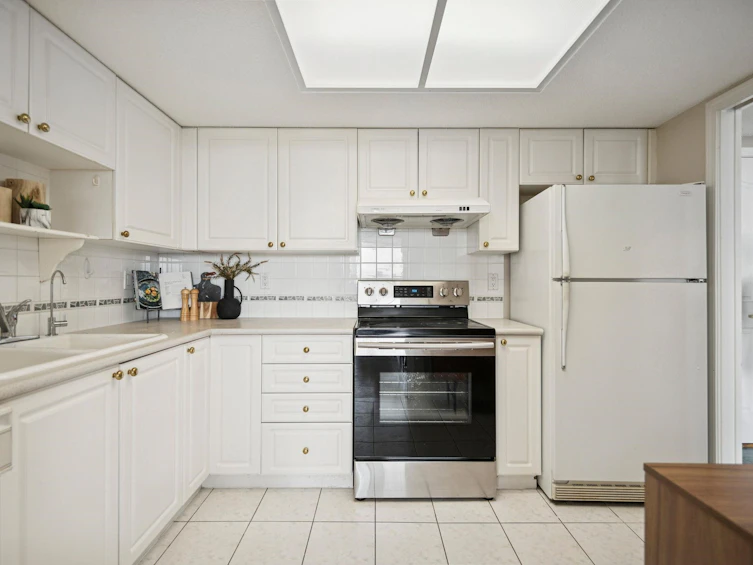 1605-6088 Minoru Boulevard, Richmond, BC, V6Y 4A8 - 11