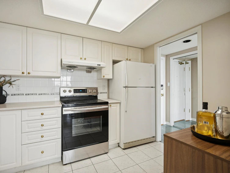 1605-6088 Minoru Boulevard, Richmond, BC, V6Y 4A8 - 12