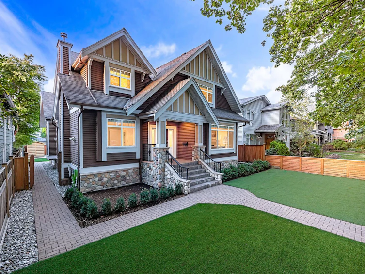 3941 W 19th Avenue, Vancouver, BC, V6S 1C9 - 2