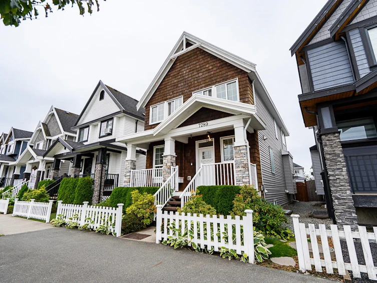 7289 194a Street, Surrey, BC, V4N 6K1 - 2