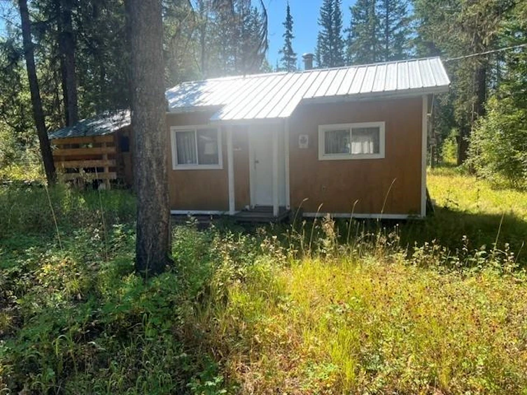 7648 Farquharson Road, 100 Mile House, BC, V0K 1X3 - 3