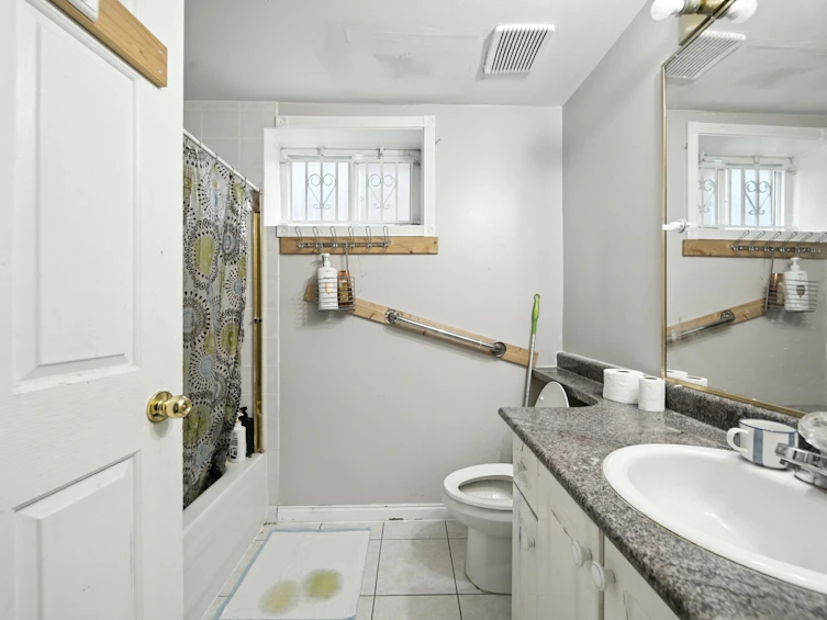 2228 E 40th Avenue, Vancouver, BC, V5P 1J5 - 34