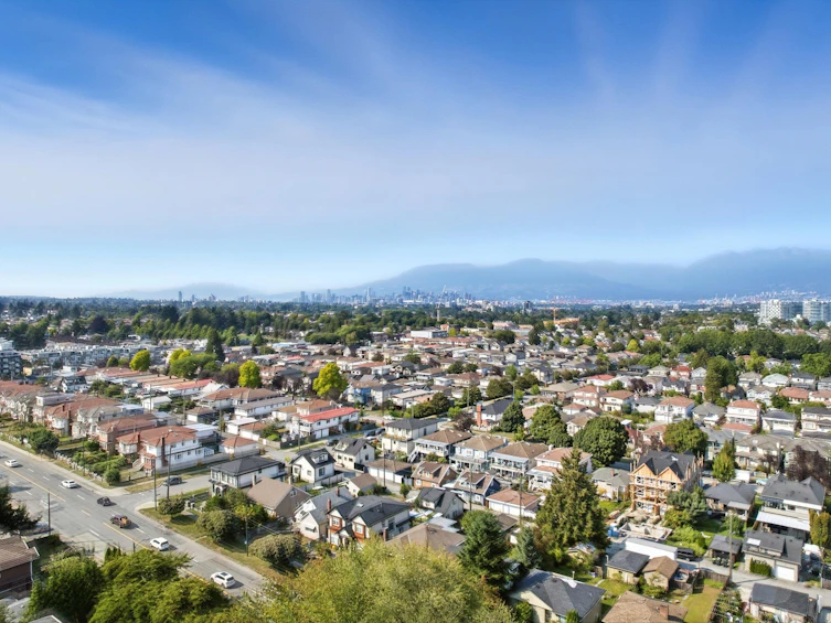 2228 E 40th Avenue, Vancouver, BC, V5P 1J5 - 8