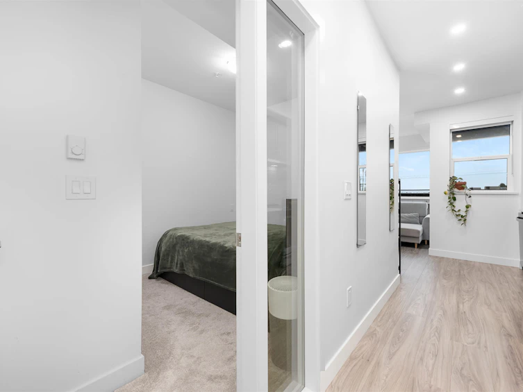 305-18811 72 Avenue, Surrey, BC, V4N 1M9 - 5