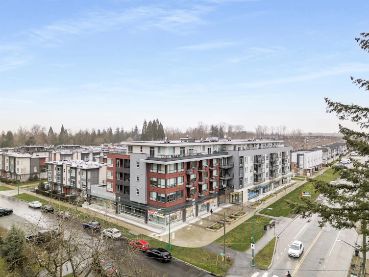 305-18811 72 Avenue, Surrey, BC, V4N 1M9 - 2