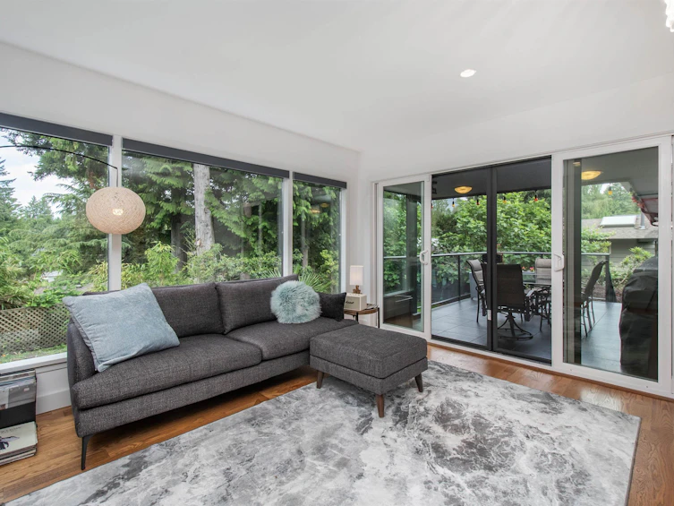 3855 Hillcrest Avenue, North Vancouver, BC, V7R 4B7 - 12