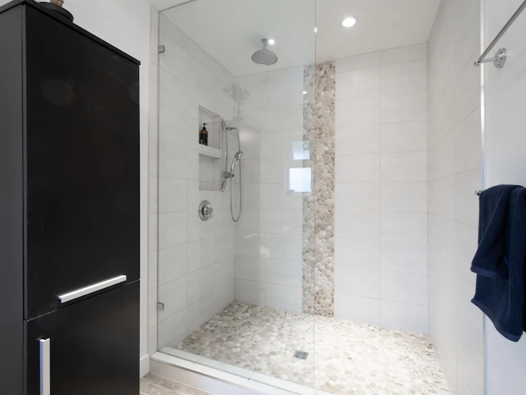 3855 Hillcrest Avenue, North Vancouver, BC, V7R 4B7 - 22