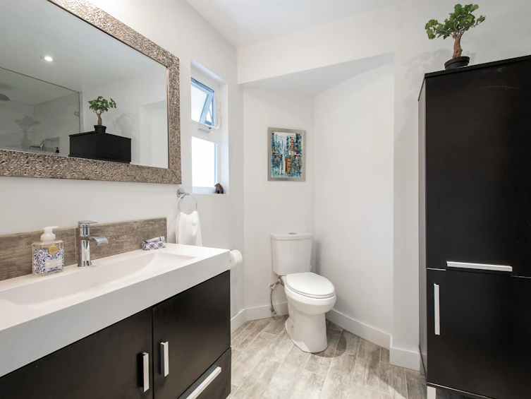3855 Hillcrest Avenue, North Vancouver, BC, V7R 4B7 - 21