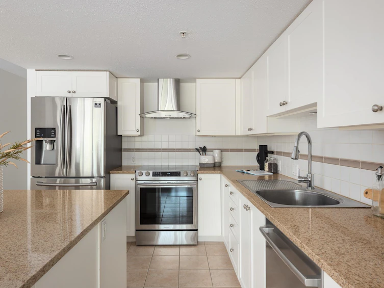202-615 Hamilton Street, New Westminster, BC, V3M 7A7 - 9