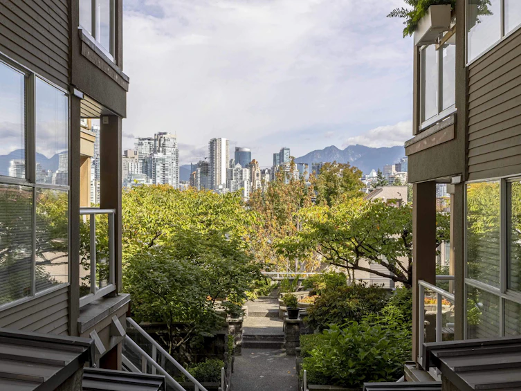 105-933 W 8th Avenue, Vancouver, BC, V5Z 1E4 - 24