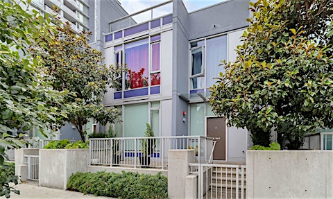 TH3-13720 100 Avenue, Surrey, BC, V3T 0L5