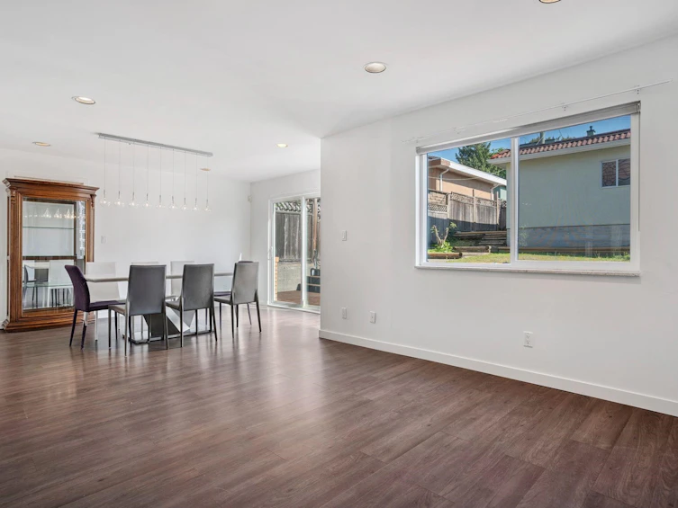 2748 E 23rd Avenue, Vancouver, BC, V5R 1A8 - 5
