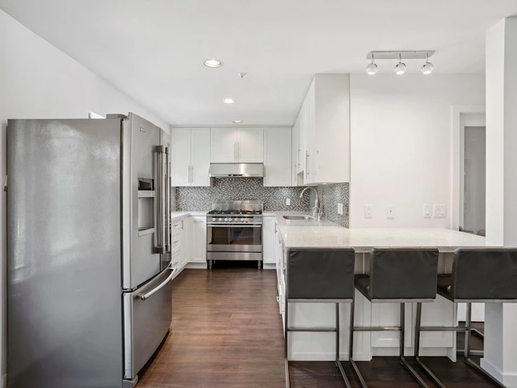 2748 E 23rd Avenue, Vancouver, BC, V5R 1A8 - 13