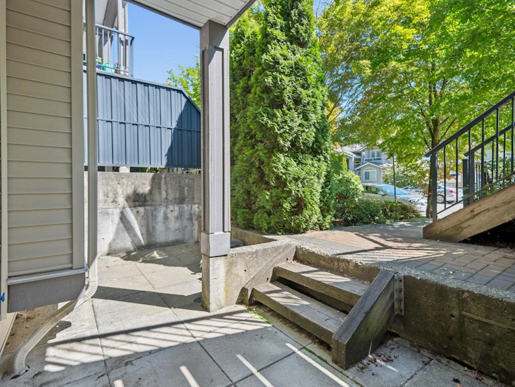 122-7333 16th Avenue, Burnaby, BC, V3N 0A8 - 8