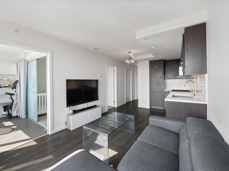 2106-5515 Boundary Road, Vancouver, BC, V5R 0E3 - 8