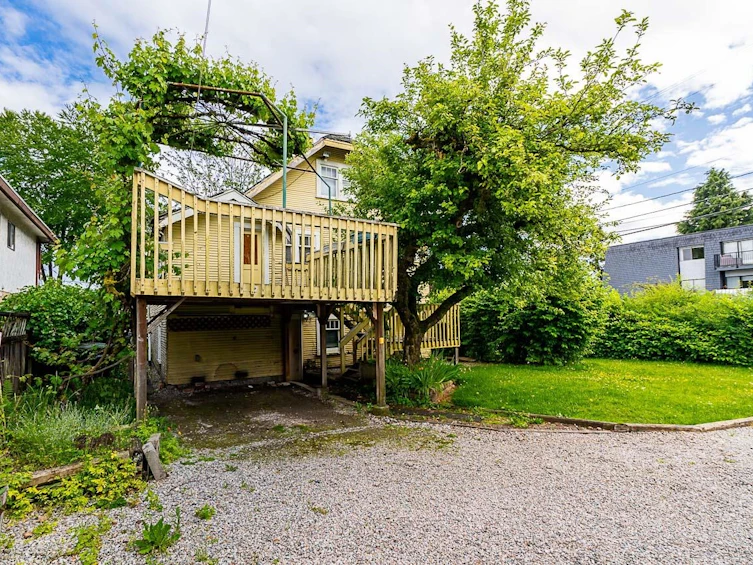 7386 Humphries Avenue, Burnaby, BC, V3N 3E5 - 36
