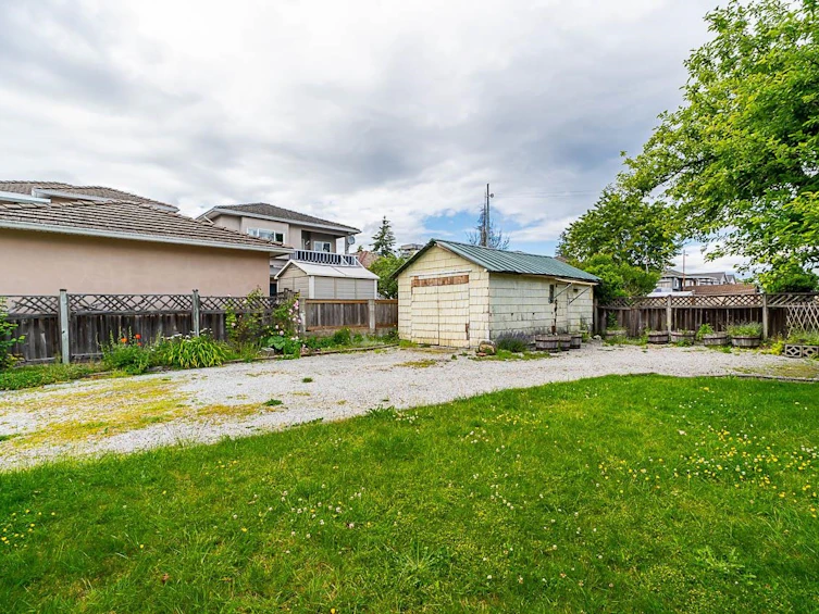 7386 Humphries Avenue, Burnaby, BC, V3N 3E5 - 39