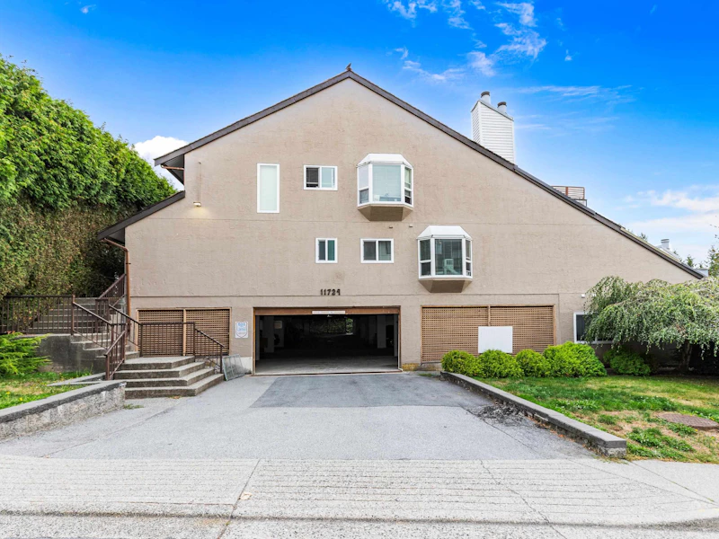 201 - 11724 225th Street, Maple Ridge BC V2X 6E4