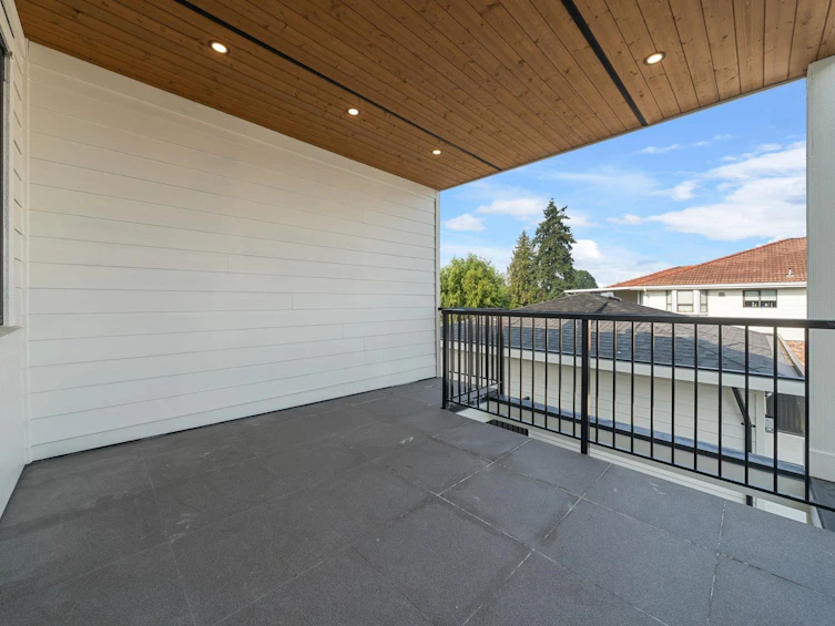 7588 2nd Street, Burnaby, BC, V3N 3R6 - 37